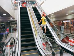 -鸿通城购物中心