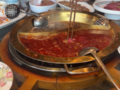 -小天鹅火锅·一线江景洪鼎旗舰店(洪崖洞店)