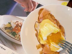 -ROAST coffee & eatery