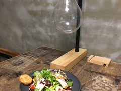 -HIGH FIVE哈福手工汉堡(桂林路店)