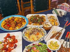-伊带伊路新疆美食府(呼家楼店)