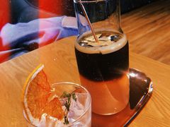 -ZING COFFEE 镜咖啡