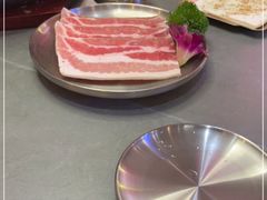 -围炉肉舍丹东海鲜烤肉·烤活鳗(步行街店)