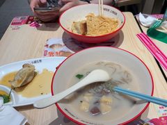 -小杨生煎(浦江欢乐颂店)