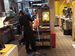 -麦当劳(塔园路店)