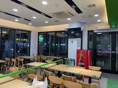 大堂-老乡鸡(武汉光谷天地坐标城店)