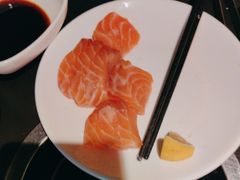 -钱小奴海鲜自助黑金店(杭州滨江龙湖店)