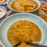 桨声灯影里的金陵蟹黄汤包！一个字绝~