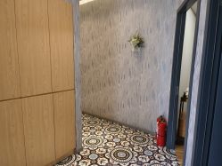 -PE SALON 
