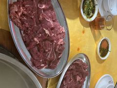 -五洞培记山庄·鲜牛肉火锅