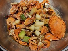 -七欣天香辣蟹火锅(上海银亿滨江店)