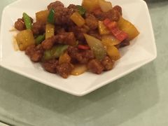 菠萝咕噜肉-粤秀小厨·广式早茶(辽宁路店)