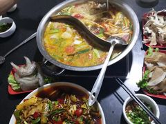 -大理.老字号渝记酸萝卜乌鱼(古城总店)