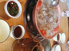 -阿婆情腊排骨火锅(金虹路店)