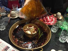 菌汤锅中锅-老夏老火锅(正宁路店)