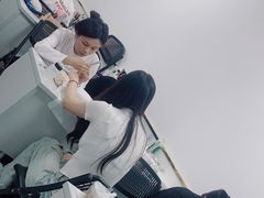 -首脑美容美发化妆美甲培训学校(龙岗校区)