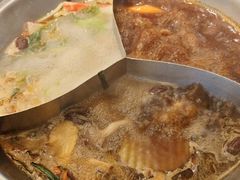 三鲜鸳鸯锅-刘一手重庆火锅(万达广场店)