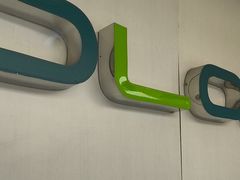 -卡罗酒店(东门晒布地铁站店)