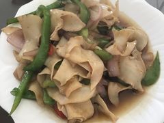 -三姐妹·海鲜大排档