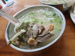 -宝羊老白家包子铺