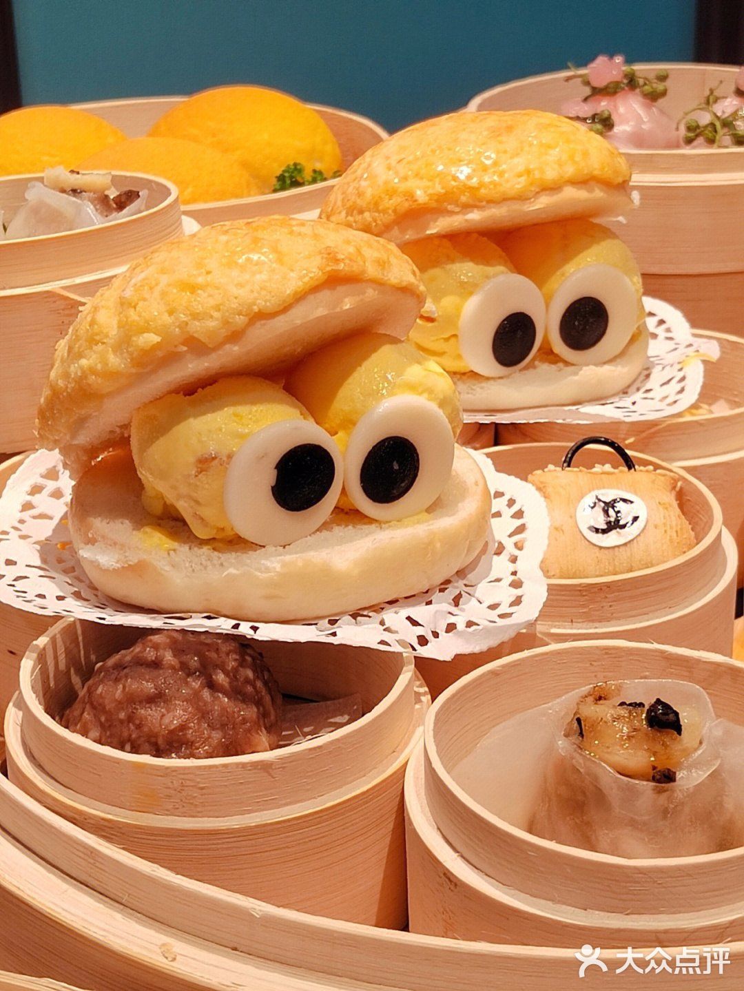 为了大眼仔菠萝包，我愿意来这家店一百次！