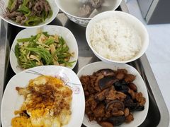 -爱的果实月嫂育婴师(世纪东方店)