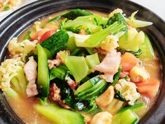 杂菜煲-鑫悦楼煎蟹·16年海鲜大排档