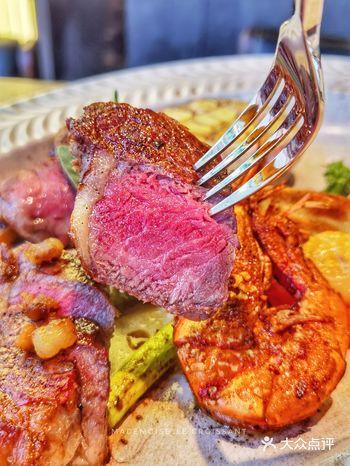 这家店的熟成牛排真的绝了️