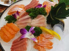 -青瓦餐厅·生鱼片·韩园烤肉(西塔店)