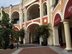 -佛罗伦萨小镇广佛名品奥特莱斯(疏港路店)