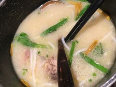 云南过桥米线-云海肴·汽锅鸡·云南菜(天山百盛优客店)