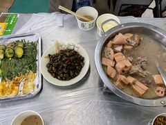 筒子骨藕汤-小民大排档(马场角横路店)
