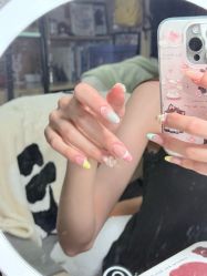-槿里日式美甲工作室
