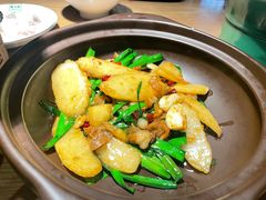 -费大厨辣椒炒肉(万家丽一店)