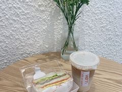 -Cafe on warm(丹霞店)