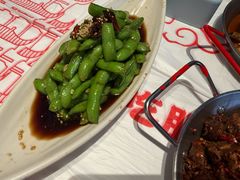 -肥肥虾庄·金牌油焖大虾(汉街SKP店)