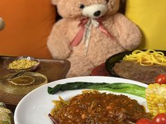 -月亮眼花园餐厅书吧酒吧