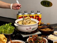 -金龙·打边炉(南京西路店)