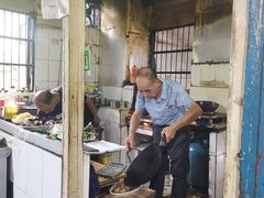 -老太婆饭店(新富路店)