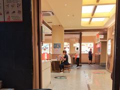 -阿瓦山寨·湘菜现炒·剁椒鱼头王(咸阳总店)