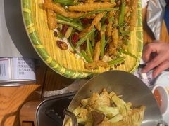 -黄泥岗·地道湖北菜(奥特莱斯店)