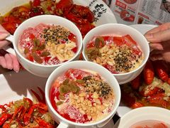 -龙巢盱眙龙虾·牛蛙·烧烤宵夜(八卦岭店)