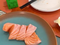 -广东大厦酒店(广州北京路步行街纪念堂地铁站店)