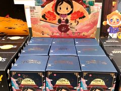 -泡泡玛特POPMART(上海环球港店)