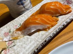 三文鱼腩手握寿司-渔寿司·日本料理(艾尚天地店)