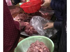 -标记美食新鲜猪杂(兴南大道店)