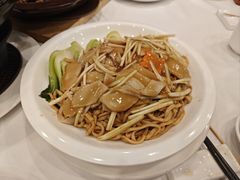 珍菌干烧伊面-山泉公馆酒家(广州东站店)