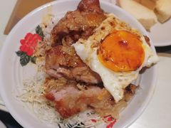 生炸鸡腿蛋饭-食运茶餐厅(文化宫店)
