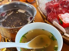 -周老三跷脚牛肉·全牛火锅(非遗传承店)