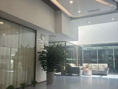 -英派斯健身旗舰店(海信国际中心馆)